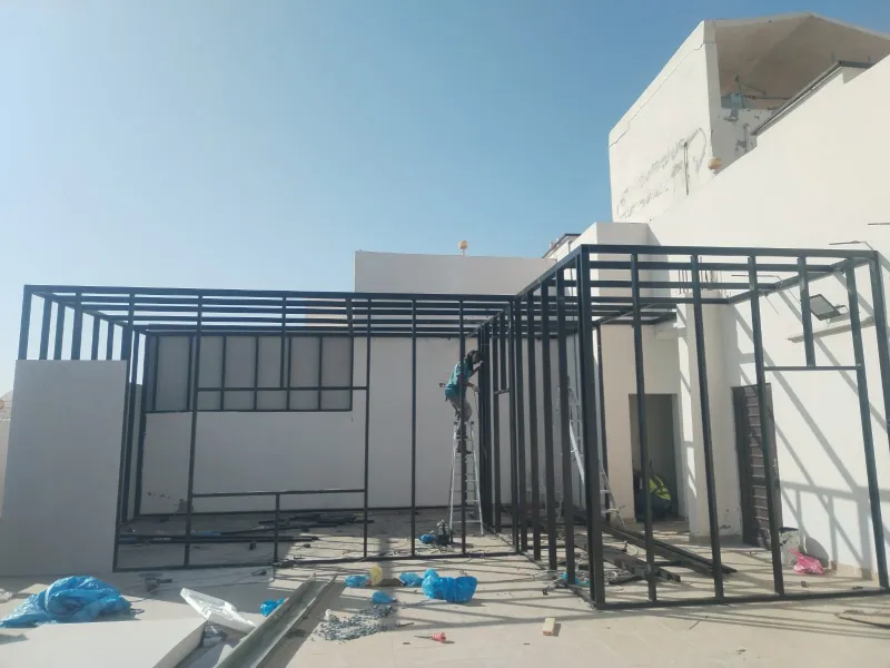 ألواح ساندوتش بانل عازلة جاهزة للتركيب